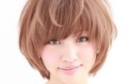 一刀切短发VS甜妹脸！为何2026女星集体“剪发”杀疯？幕后真相藏不住了