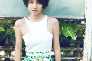 唐艺昕短发写真绽放清纯魅力